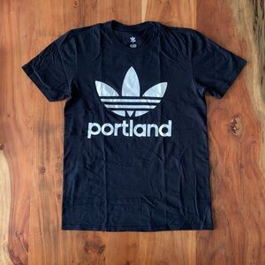 Men’s unisex adidas Portland graphic tee athletic athleisure Oregon PNW small